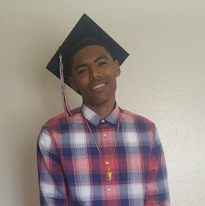 Meet your Posher, Damon